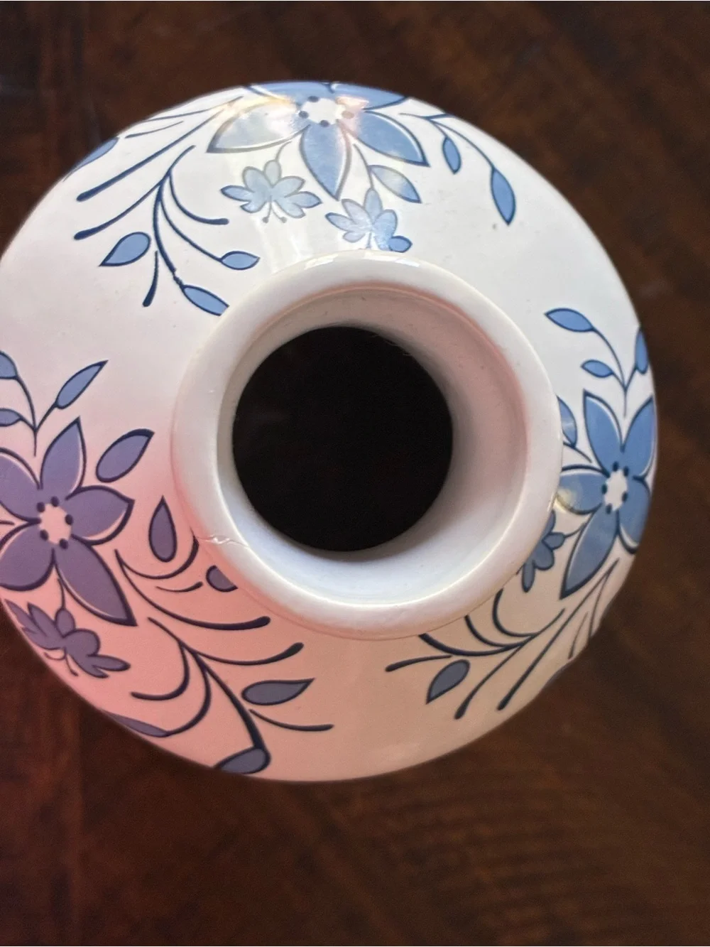 White Ceramic Vase with Blue Floral Pattern - Decorative Home Accent